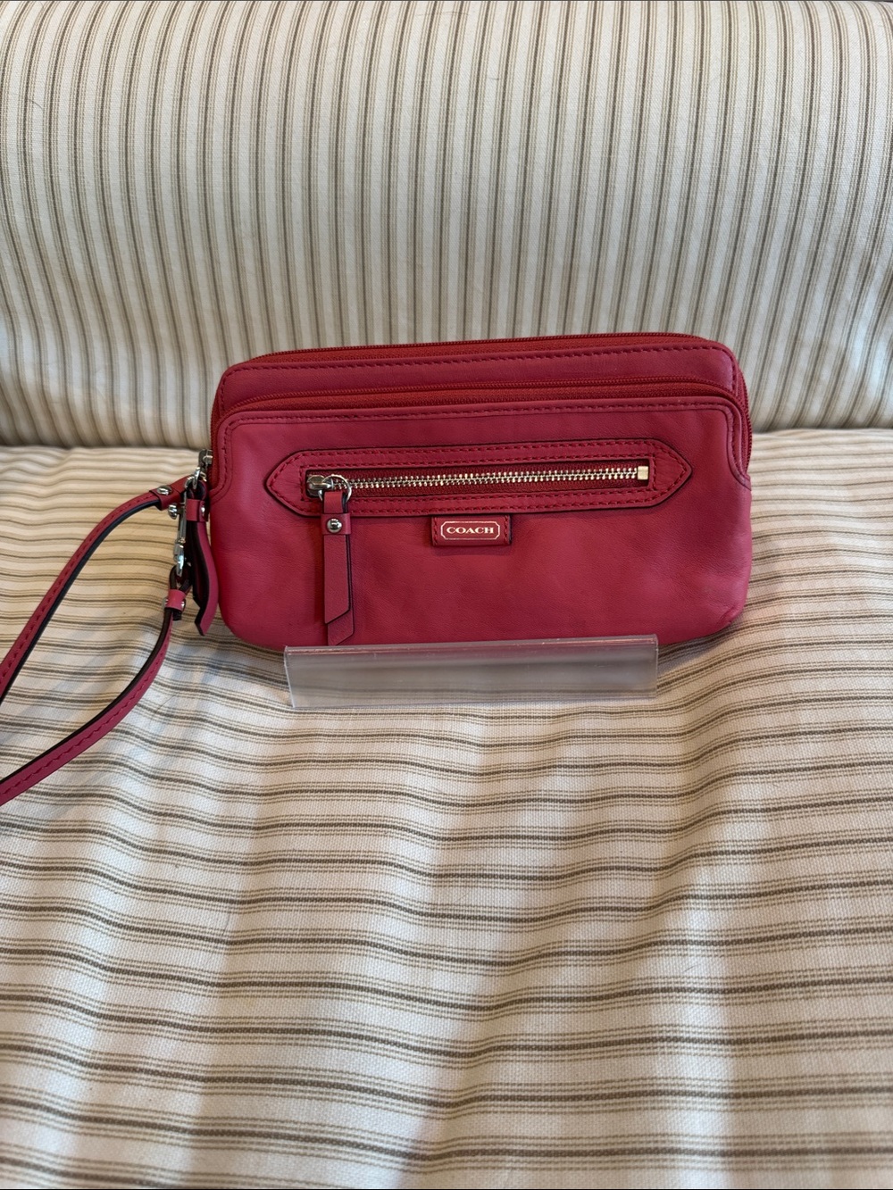 Coach daisy pink double zip wristlet wallet